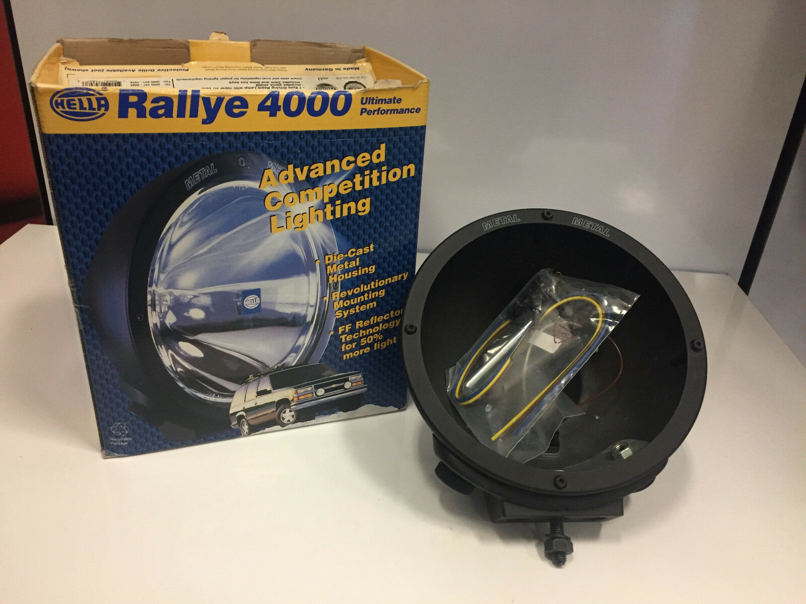 Hella Rallye 4000 European Technology auxilliary driving Lamp METAL HOUSING