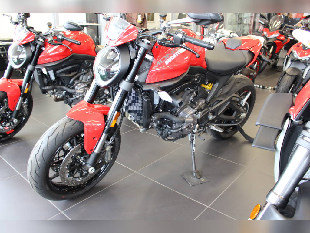 Used 2022 Ducati Sportbike Motorcycle MONSTER
