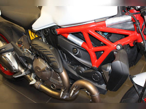 Used 2015 Ducati Sportbike Motorcycle MONSTER 821
