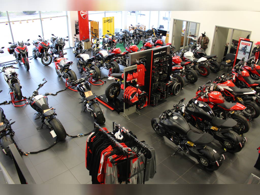 Ducati Corse garage Mat 97580171AA – Peninsula Imports Ducati